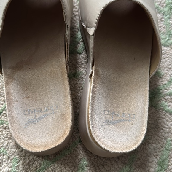 Dansko Ravyn Nappa Ivory mules Size 39 - Picture 3 of 6